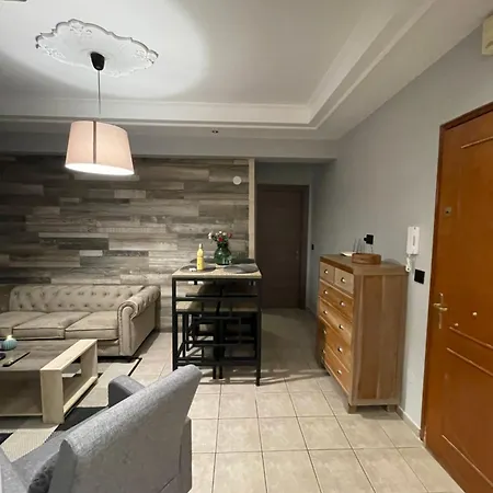 アパート Business Flat Stavroupoli